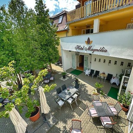 Hotel Magnolia Balatonszepezd Eksteriør bilde