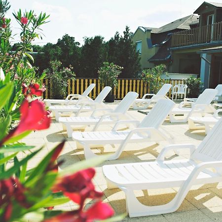 Hotel Magnolia Balatonszepezd Eksteriør bilde