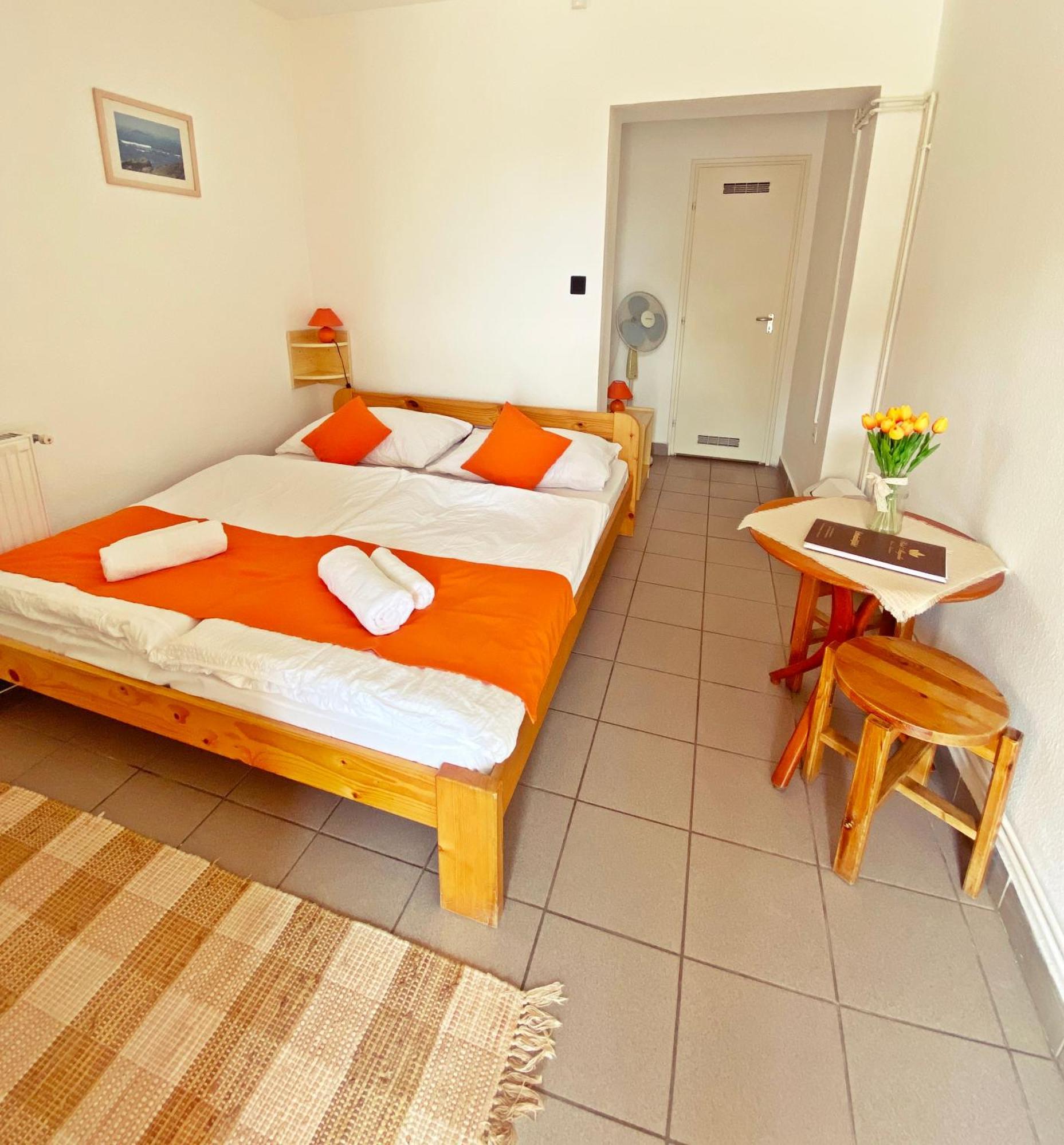 Hotel Magnolia Balatonszepezd Rom bilde