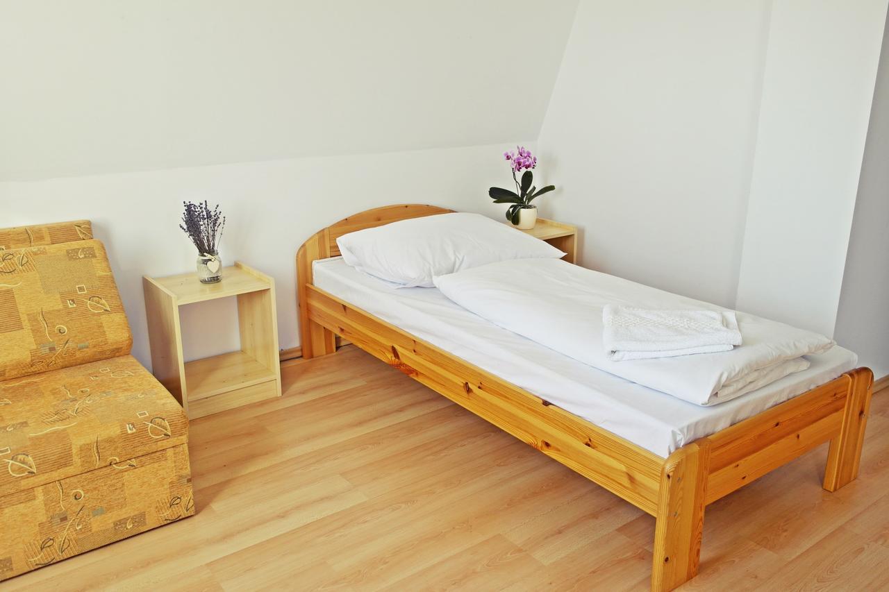 Hotel Magnolia Balatonszepezd Eksteriør bilde