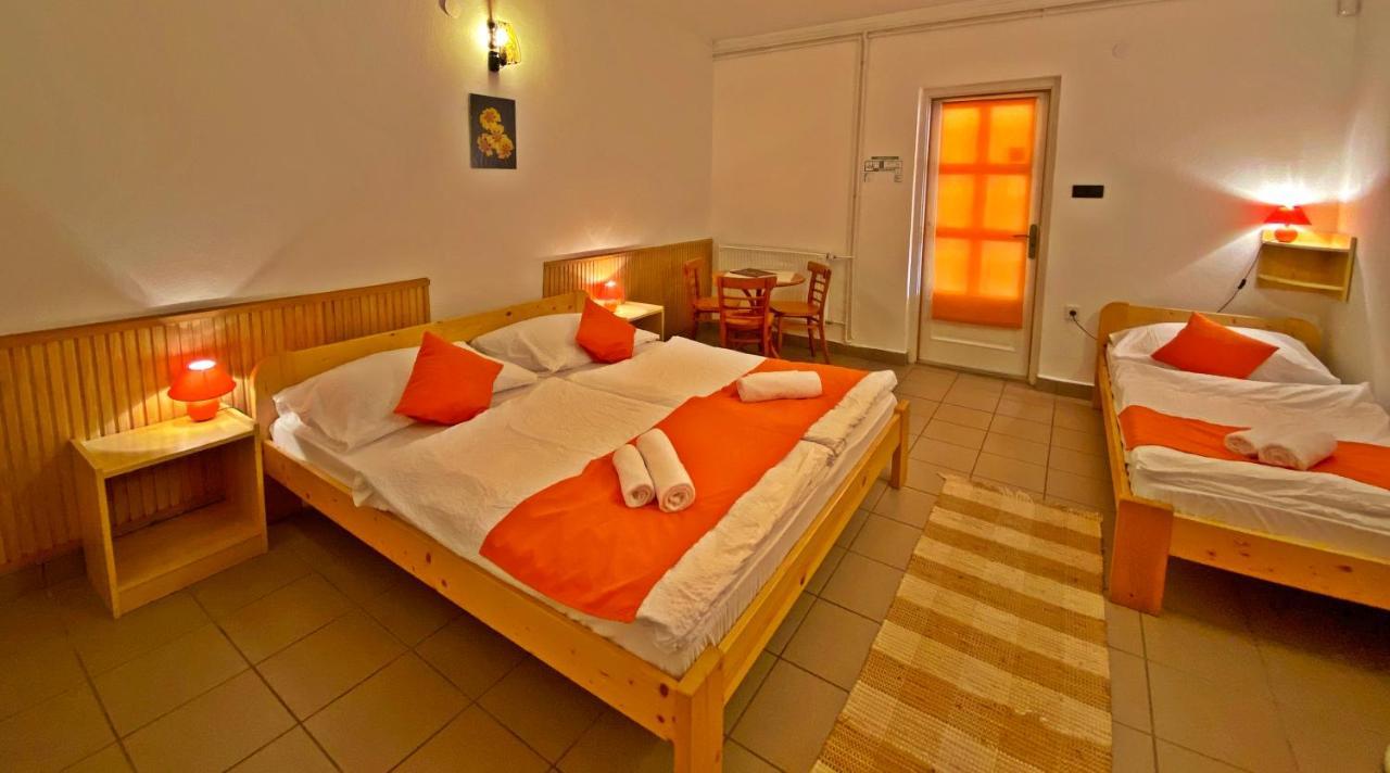 Hotel Magnolia Balatonszepezd Eksteriør bilde